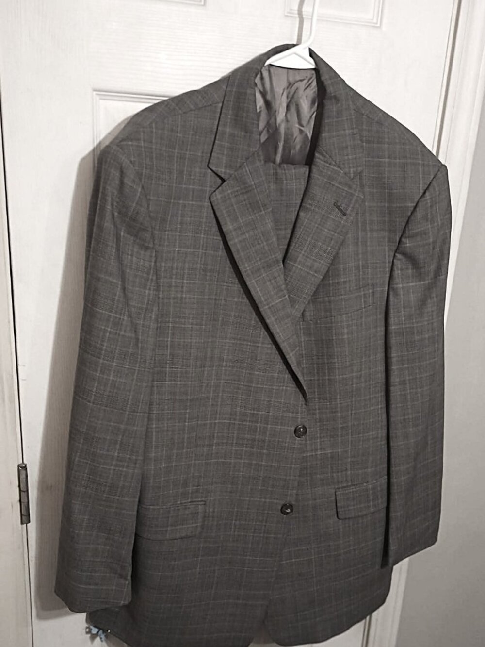 Society Brand Men Light Gray 2 Piece Suit  44R - Picture 2 of 16